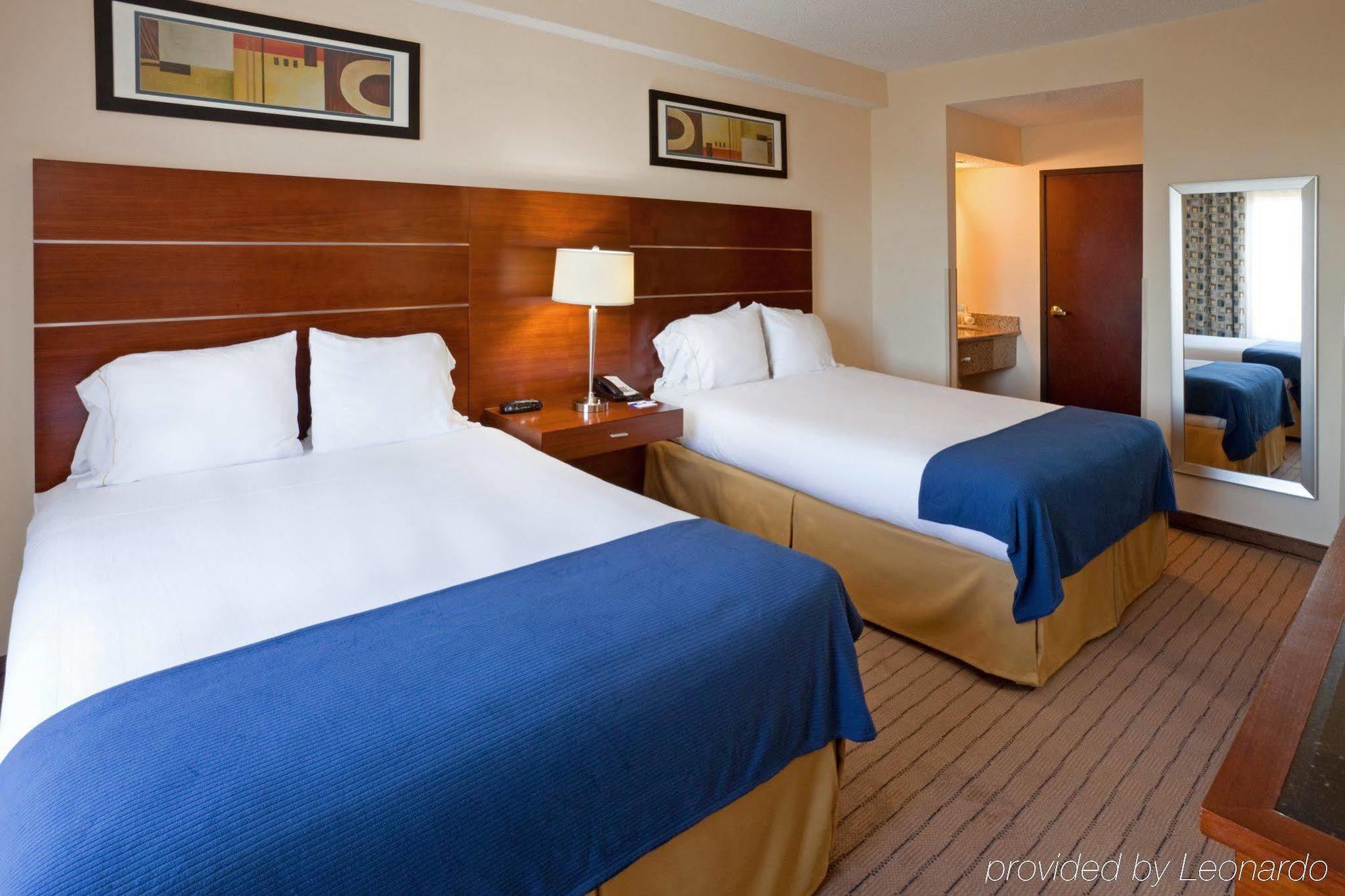 Holiday Inn Express & Suites - Dallas Park Central Northeast, An Ihg Hotel Zimmer foto